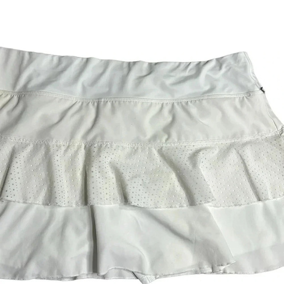 LIJA skort,women size large.White,tiered,eyelet,elastic waist ,flare,activewear - Picture 2 of 13